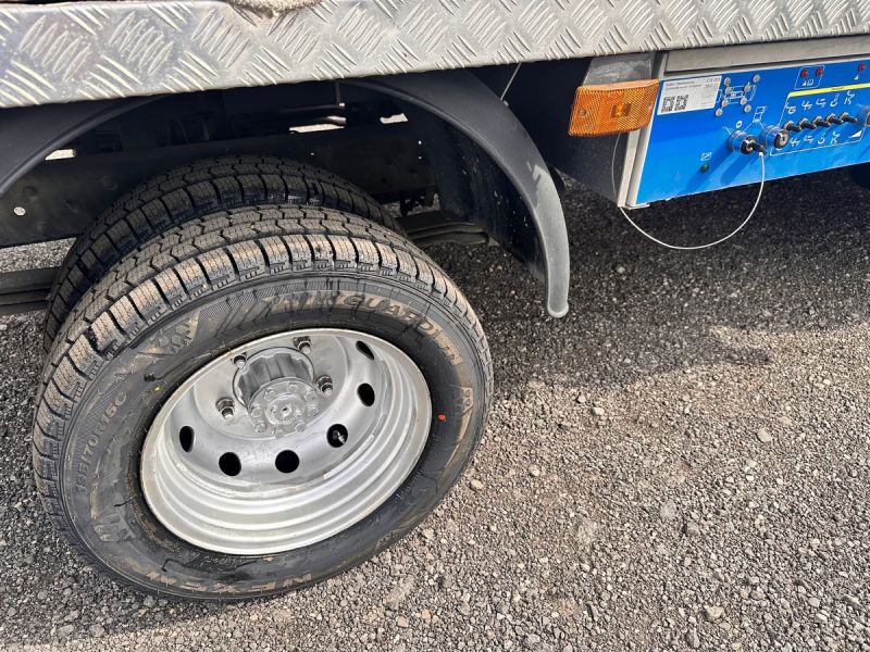 Bucket trucks CTE 20.2 on NISSAN NT400 Cabstar, 35.12 vehicle Price