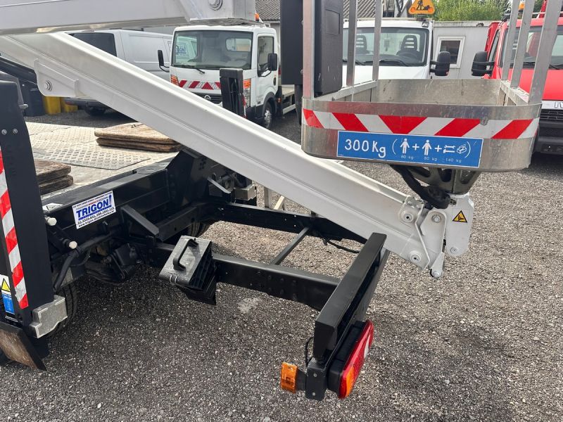 Bucket trucks CTE 20.2 on NISSAN NT400 Cabstar, 35.12 vehicle Price