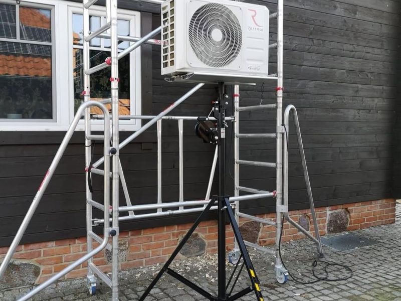 GUIL ELC-710 Crane for Mounting Awnings, Pergolas, Air Conditioners, Duct Air Conditioners, Knauf and Beams Price