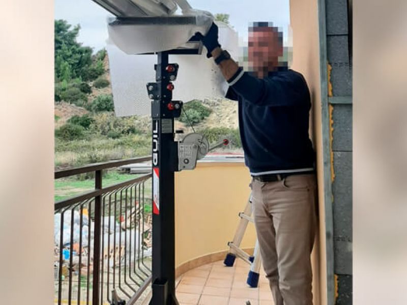 GUIL ELC-730/R Crane for Mounting Awnings, Pergolas, Air Conditioners, Duct Air Conditioners, Knauf and Beams Price