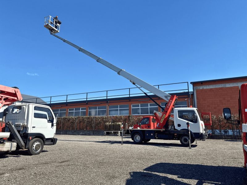 Palfinger P 260 B Telescopic Aerial Platform on NISSAN Vehicle (Category B) Price