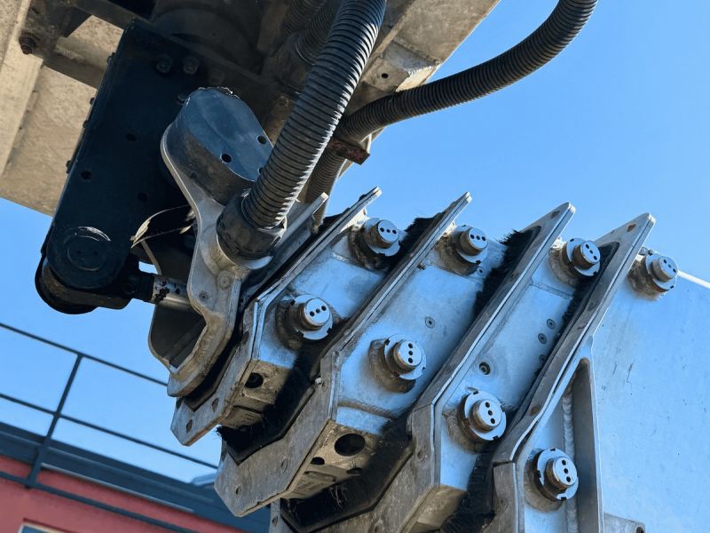 Palfinger P 260 B Telescopic Aerial Platform on NISSAN Vehicle (Category B) Price