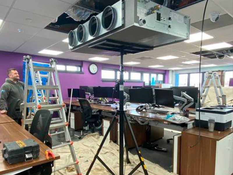 GUIL ELC-720I Crane for Installation of Awnings, Pergolas, Air Conditioners, Duct Air Conditioners, Knauf and Beams Price