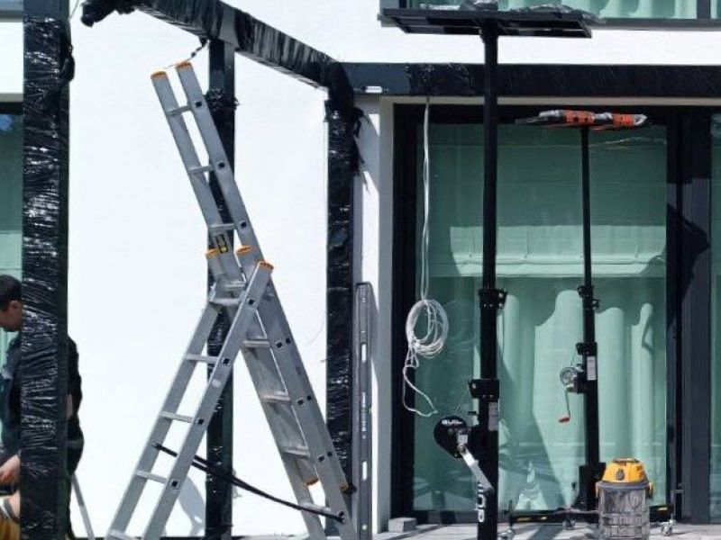 GUIL ELC-720I Crane for Installation of Awnings, Pergolas, Air Conditioners, Duct Air Conditioners, Knauf and Beams Price