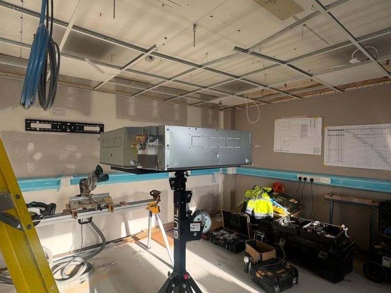 GUIL ELC-720I Crane for Installation of Awnings, Pergolas, Air Conditioners, Duct Air Conditioners, Knauf and Beams Price