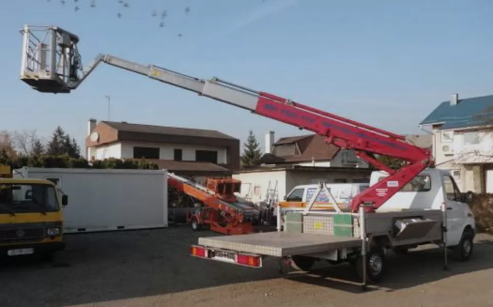 Teleskopskahidraulicnaautodizalicadenkadk12mk22namercedesu311cdi02