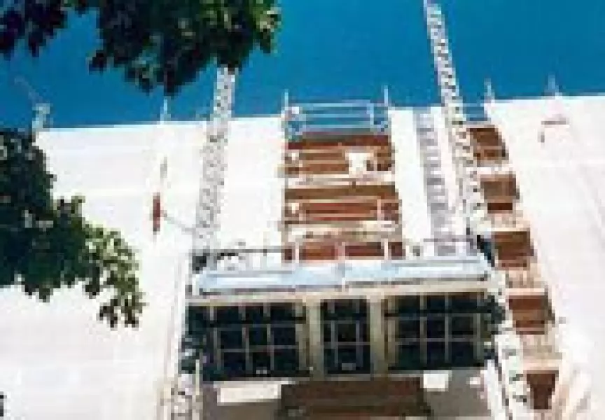 Okomiti geda lift 2000z u visini