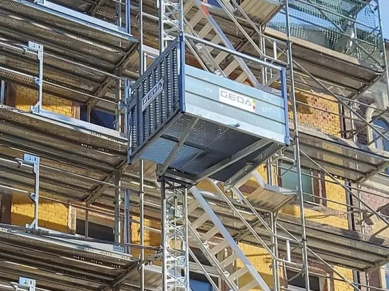 Okomita dizalica GEDA 500 Z, rabljena, 2016. god. servisirana u Gedi, jamstvo 12 mjeseci - Prodaja, Najam, Cijena