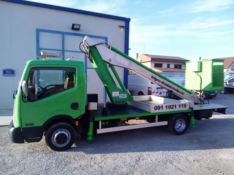 Autokosara-multitel-16m-na-vozilu-nissan-cabstar-6