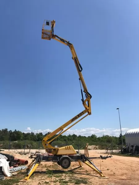 Autokosara-aerial-access-k-17t-na-prikolici-4-2