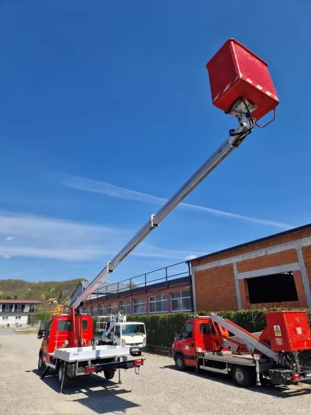 D9eafe56-1947-4098-8cb8-70e4d7cffc62