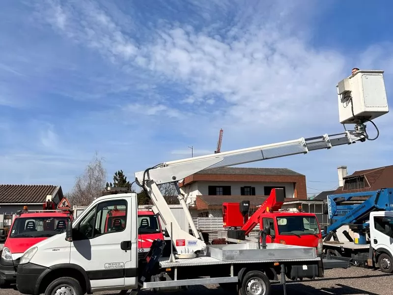 Auto košara Multitel 160 ALU DS na vozilu Iveco - REG.1G. - Prodaja, Najam, Cijena