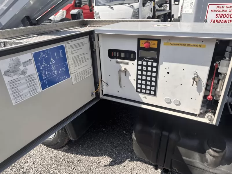 Auto ko&scaron;ara ruthmann tb 270, 27 m