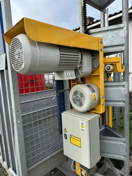 Okomita-dizalica-geda-500-z-duo (1)