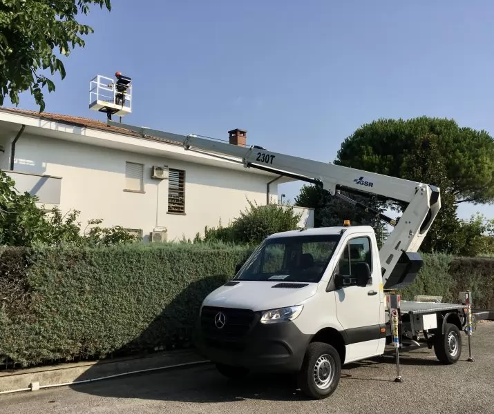 Nova auto koYara gsr b230t4 na vozilu mercedes ili iveco - leasing, b kategorija (2)