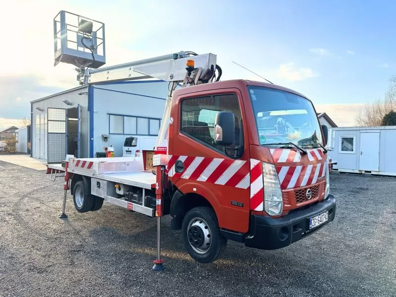 Auto koYara 16,30 m multitel na vozilu nissan, b kategorija (11)
