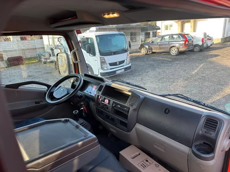 Auto koYara 16,30 m multitel na vozilu nissan, b kategorija (2)