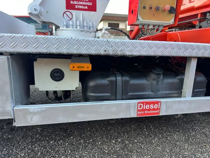 Auto koYara 16,30 m multitel na vozilu nissan, b kategorija (23)