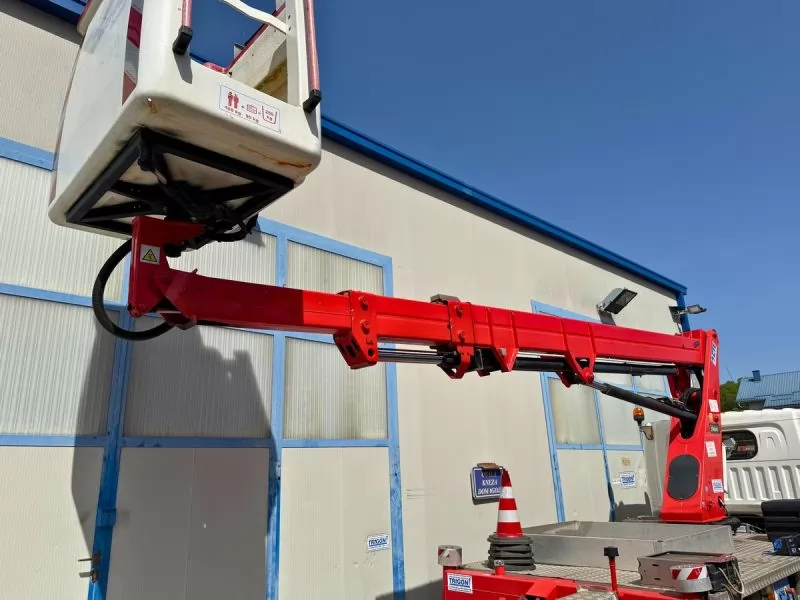 Auto kosara cte b lift 17 na vozilu nissan3