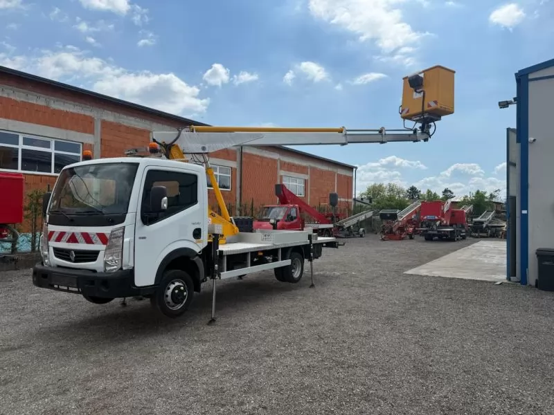 Auto Košara RENAULT MAXITY 3,5T 2014G 16M KRAN