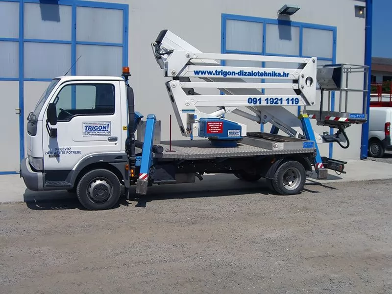 Hidraulična teleskopska košara CTE na vozilu Nissan Cabstar TL 35.13 (max. 19,80 m)  - Prodaja, Najam, Cijena